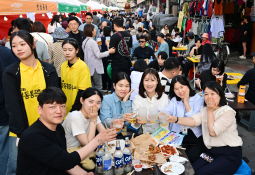 사진=통맥 축제 즐겨요.jpg