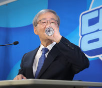 3월뉴스 송원영02.jpg