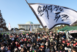 특집계엄령김성민 (1).jpg
