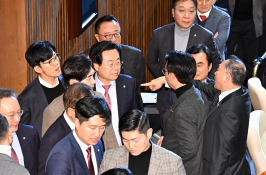 특집 계엄령 이동근 (17).jpg