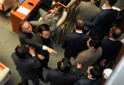 특집 계엄령 유희태 (3).jpg