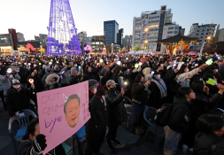 특집계엄령조남수03.jpg