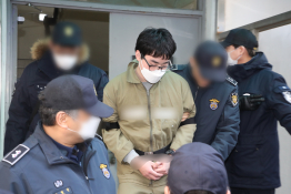 2월_조선영상비전_장련성 (3).jpg