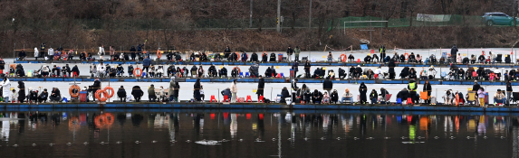 초집중 빙어를 낚아라.jpeg