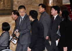 특집계엄령구윤성31.jpg