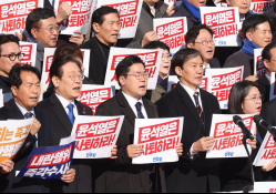 계엄령특집조성봉21.jpg