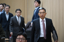 특집 계엄령 홍윤기(10).jpg