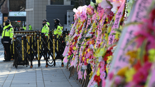 특집 계엄령 홍윤기(16).jpg