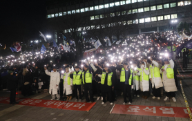특집계엄령권우성13.jpg
