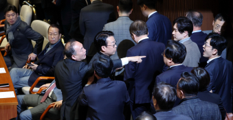 특집계엄령김범준04.jpg