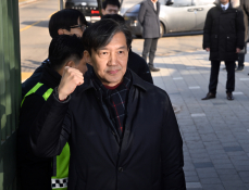 조국 수감 (22).jpg