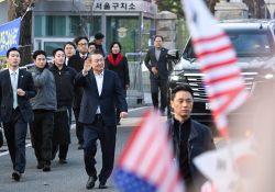 특집계엄구속특검임채운 (4).jpg