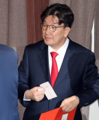 특집계엄구속특검김명년 (4).jpg