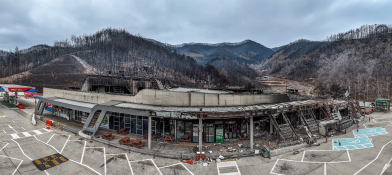 3월 뉴스_장련성 (3).jpg